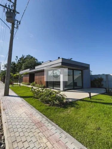 Terreno em condomínio no centro de Garuva, escriturados, parcela em até 120 vezes