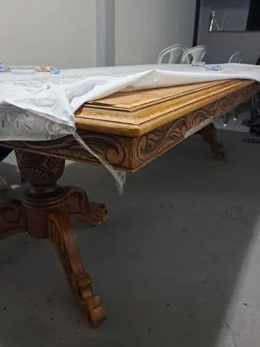 Mesa de seregera massisa