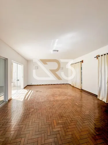 Casa comercial para locação com 278 m² na Avenida Paul Harris no bairro Aeroporto em Londr