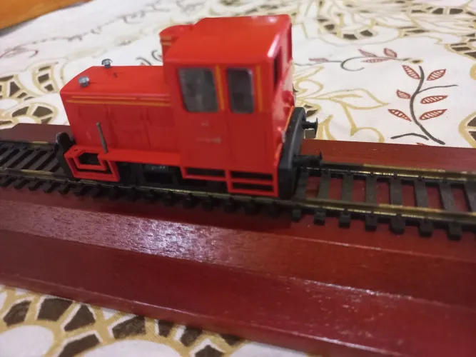 Locomotiva manobreira HO