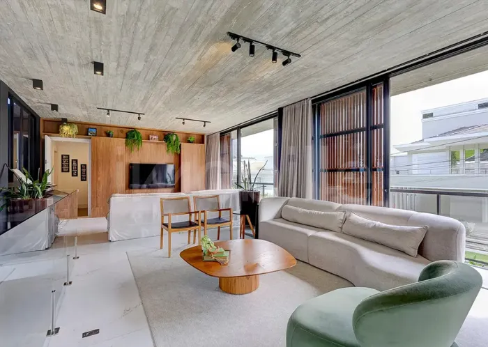 Casa à venda no condomínio Bella Vista em Balneário Camboriú