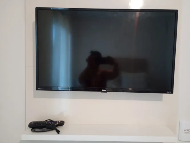 Tv para retirada de peças 