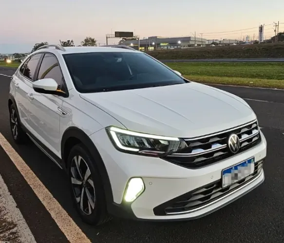 Volkswagen Nivus Highline 1.0 200 TSI Flex AUT 2022