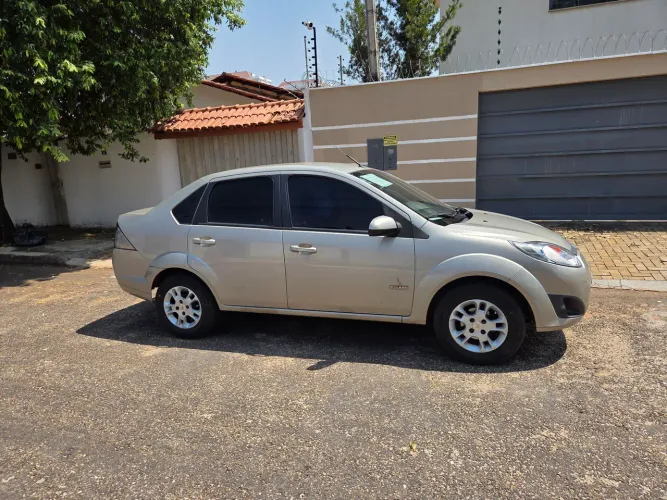 Ford Fiesta Sed. 1.6 8V Flex 4P 2012
