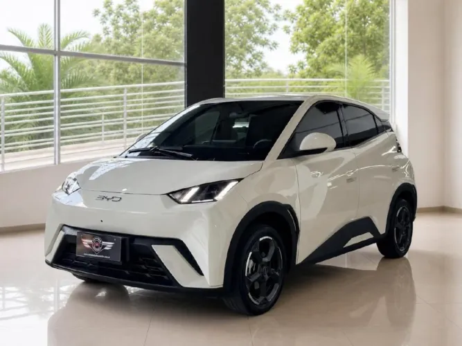 BYD Dolphin EV (Elétrico) 2025