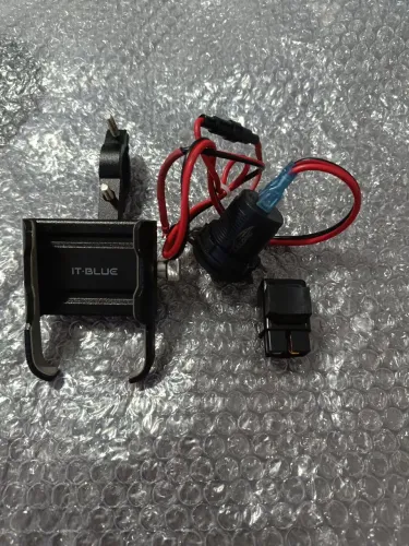 Kawasaki versys -650 2023/2026 kit suporte de celular+ carregador USB regulador de voltage