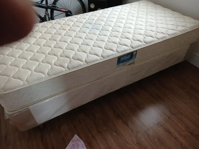 Cama box