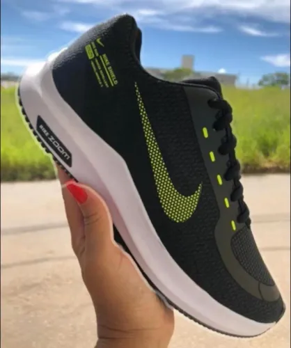 Tênis Nike zoom