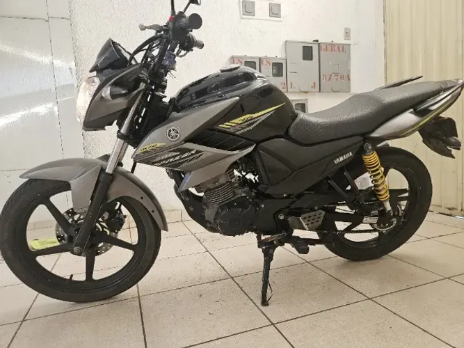 VENDE-SE MOTO