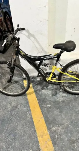 Bicicleta de marcha pra sair rápido