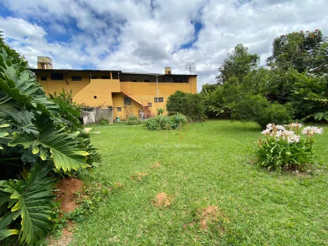 Prédio à venda, 400 m² e terreno de 958m²por R$ 3.400.000 - Nogueira - Petrópolis/RJ