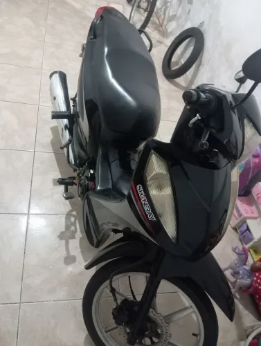 Vendo Shineray jet 50 cc 2 pneus vipal novo , moto em perfeito estado só pega e roda
