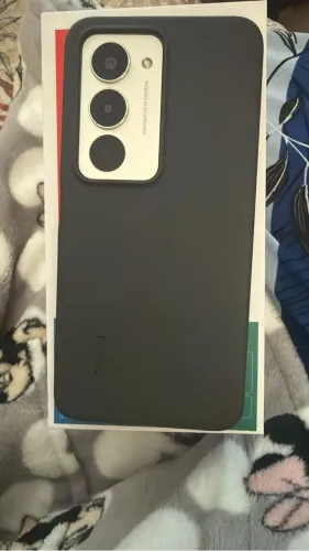 Celular Xiaomi Redmi 15, modelo novo, usado 2 meses, 256 GB, cor preta. 