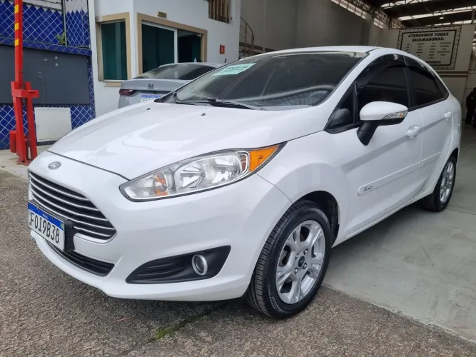 Ford Fiesta Sedan 1.6 16V Flex Mec. 2016