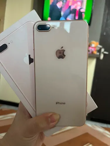 iPhone 8 Plus 64 gigas