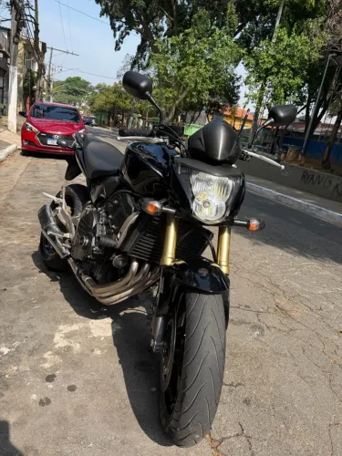 HORNET 600 