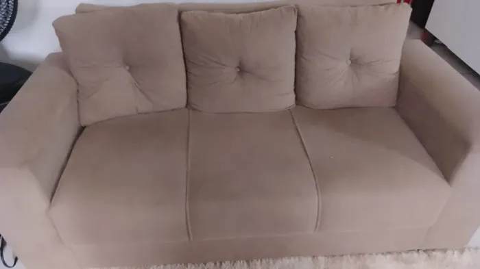 Sofa de três e dois lugares 