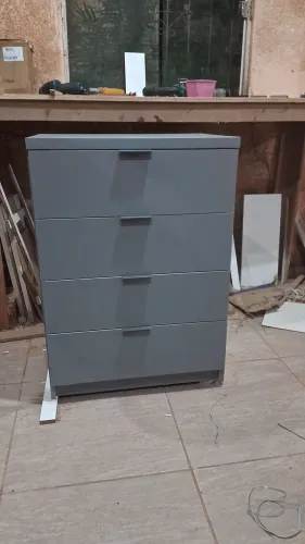 Comoda toda em MDF BRANCO E CINSA SAGRADO