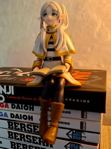 Action Figure Frieren com caixa | Figura Colecionável