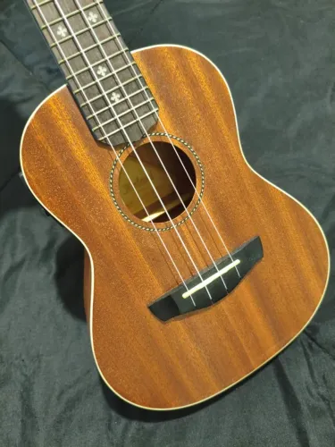 Ukulele Kalani Concerto 24 - Kal 300 CS - Com Equalizador