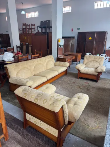 Conjunto de Sofá 3 lugares com 2 poltronas