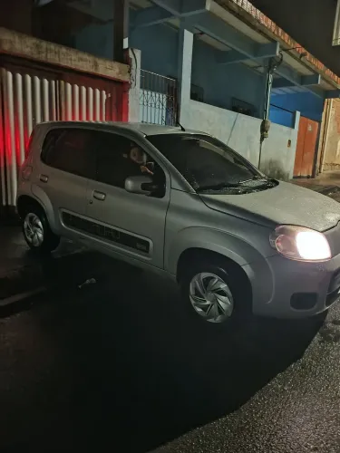 Fiat Uno Vivace Celeb. 1.0 EVO F.flex 8V 5P 2012