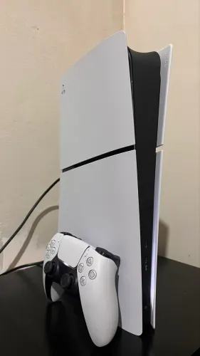 Vendo Playstation 5 em perfeito estado