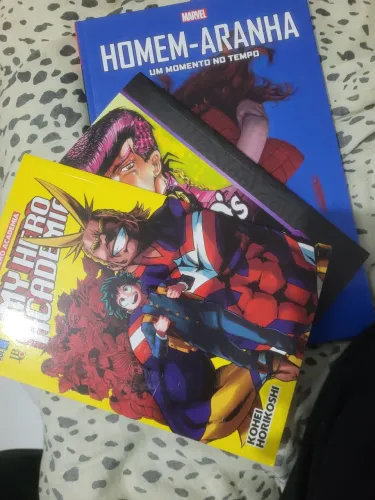 HQ Homem Aranha um momento no tempo+ MANGÁS