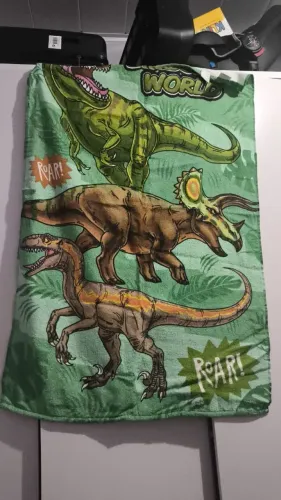 Toalha de dinossauro nova