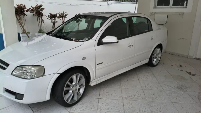 Chevrolet Astra Sed. Advant. 2.0 8V MPFI Flexp. 4P 2011