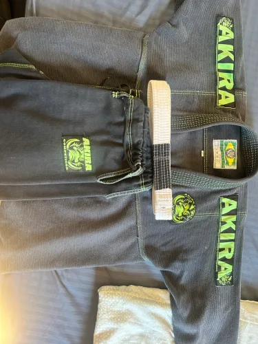 KIMONO tamanho A1 com faixa