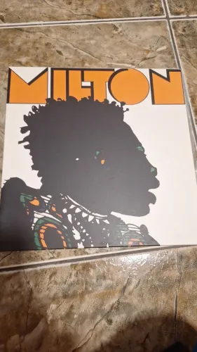 Vinil Milton Nascimento - 1970