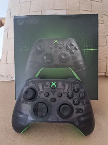 Controle Joystick XBOX SERIES Edição Especial 20 anos.