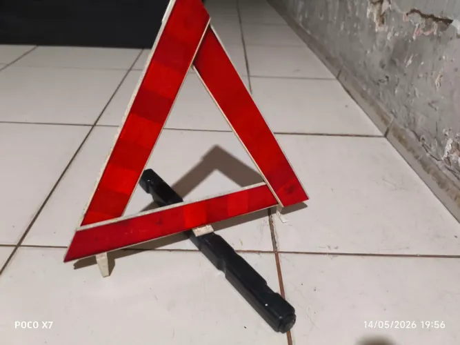 Triângulo para carro