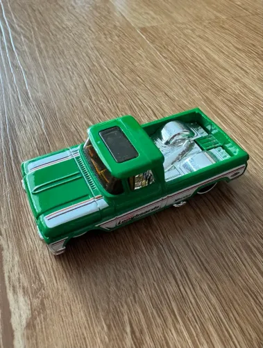 Hot Wheels - 62 CHEVY (zerada)