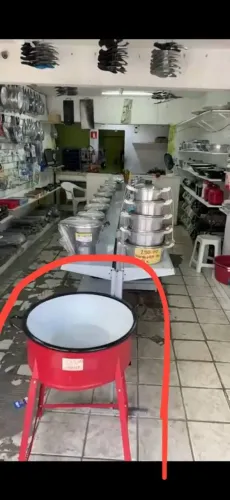 PASTELEIRO NA PROMOÇÃO NOVO