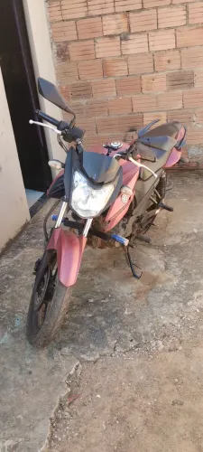 Vendo moto fazer 150