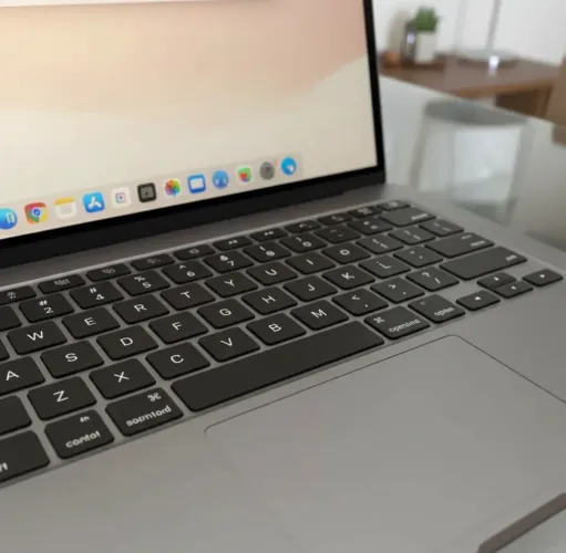 Macbook Air A2179 13 Cinza Espacial 8gb 256gb Ssd (Usado)