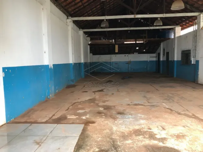 CENTRO - BARRACÃO