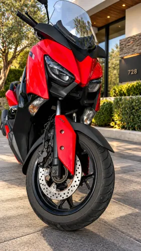 Yamaha XMAX 250 2024 - Apenas 9.800 km
