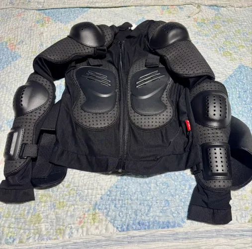 Jaqueta armadura para motociclista