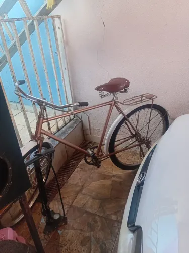 Vendo bicicleta linda para decoração ou pra andar por ai,1963 sobradinho ou asa norte marc