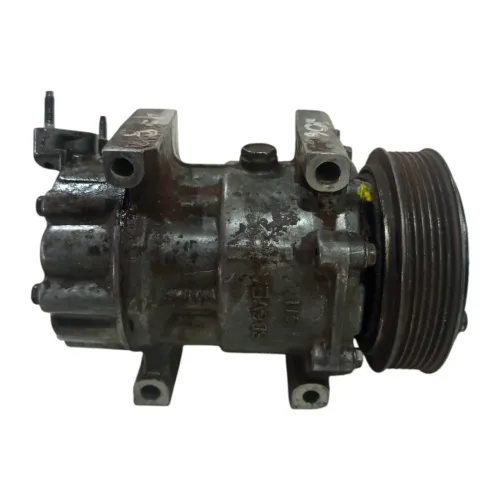 Compressor Ar Peugeot 206 1.4 1999 A 2010 Pra Retirar Peças
