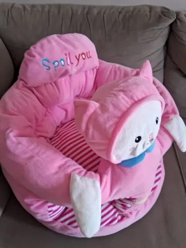 Cadeira almofada para bebê menina
