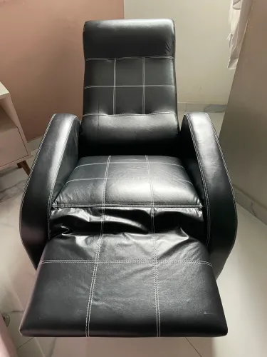 Poltrona 1 mês de uso R$ 950,00