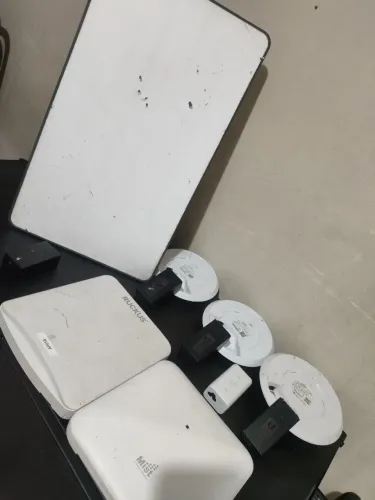 ? Lote de Equipamentos de Rede Unifi 