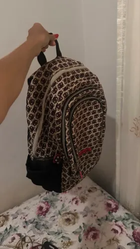 Mochila escolar usada