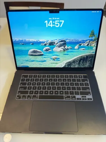 Vendo MacBook Air 15.3 pol (MUITO POUCO USADO)