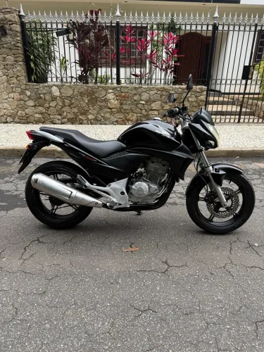HONDA CB300r