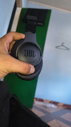 Fome de ouvido JBL tune 720 bl